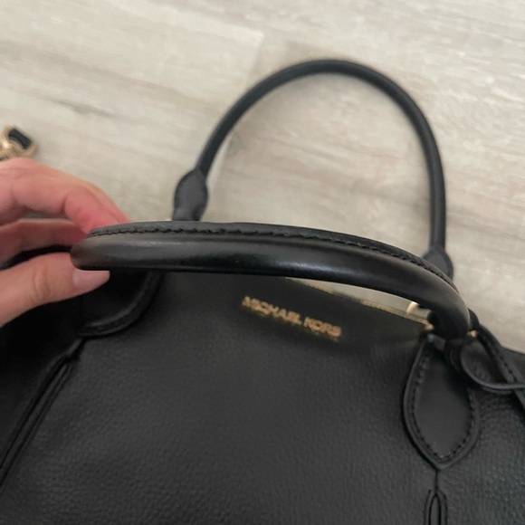 MICHAEL KORS SIERRA LARGE SATCHEL - Picture 5 of 9